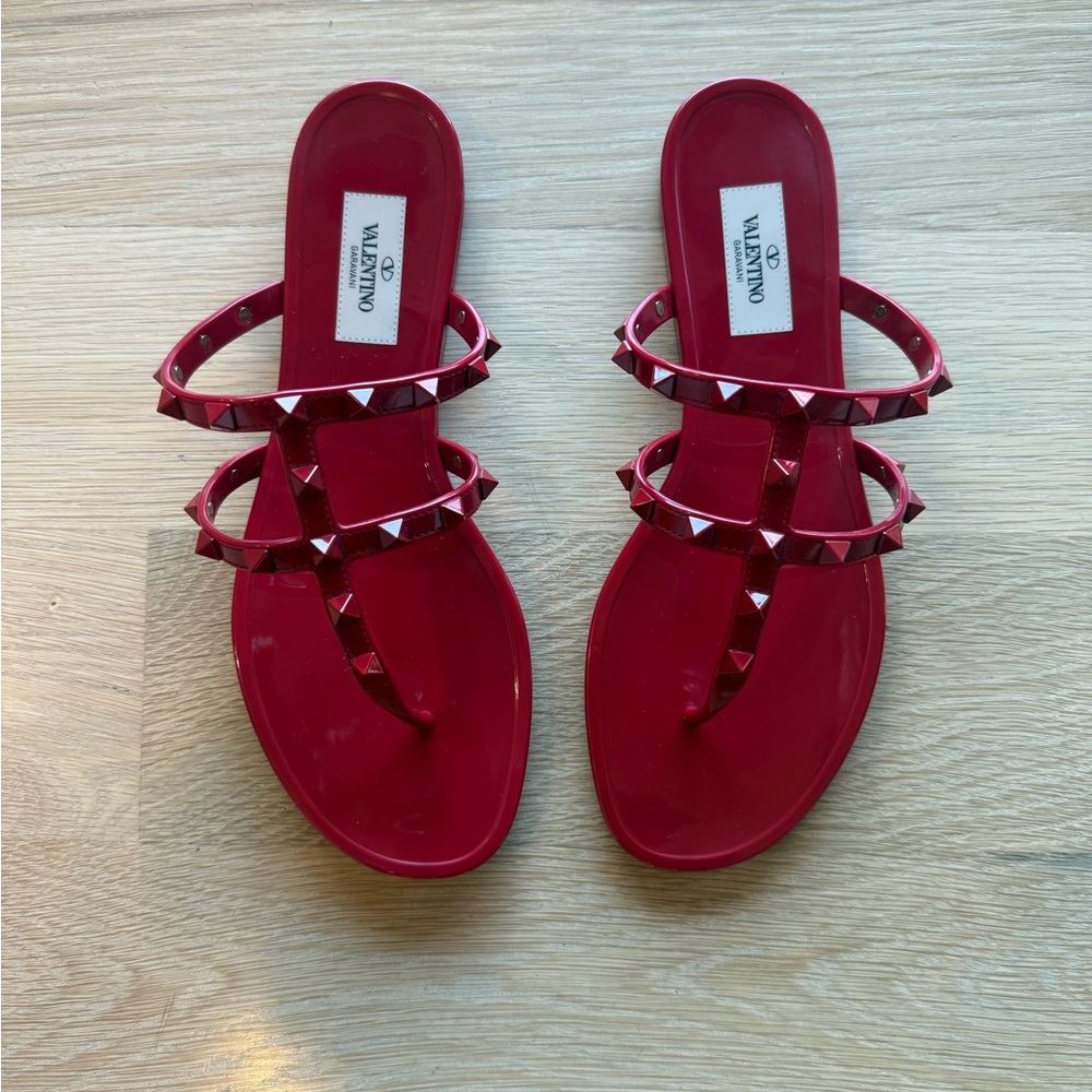 Valentino Rockstud t-strap flat slide sandal in red
